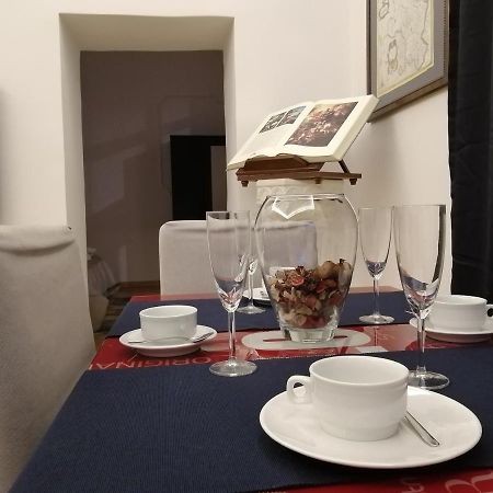 La Dimora Dei Borbone Apartamento Nápoles Exterior foto